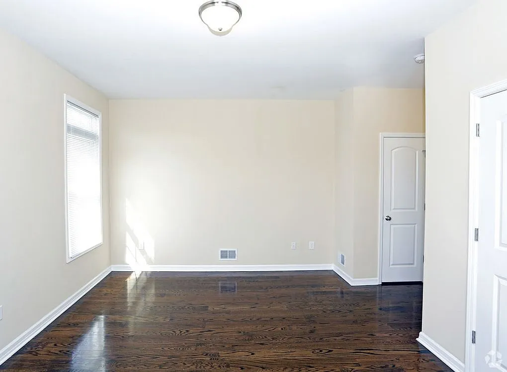 2 bed, 1344 sqft, $2,995 — Photo 4
