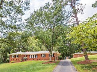 3017 Cresthill Dr, Charlotte, NC 28212