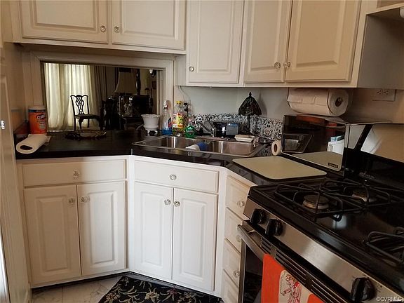 3rd image of 703 W Hamilton St #C