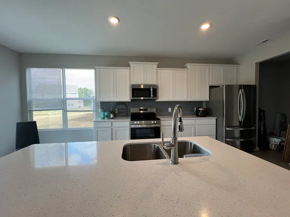 808 Oyster Bay Dr, Kokomo, IN 46902