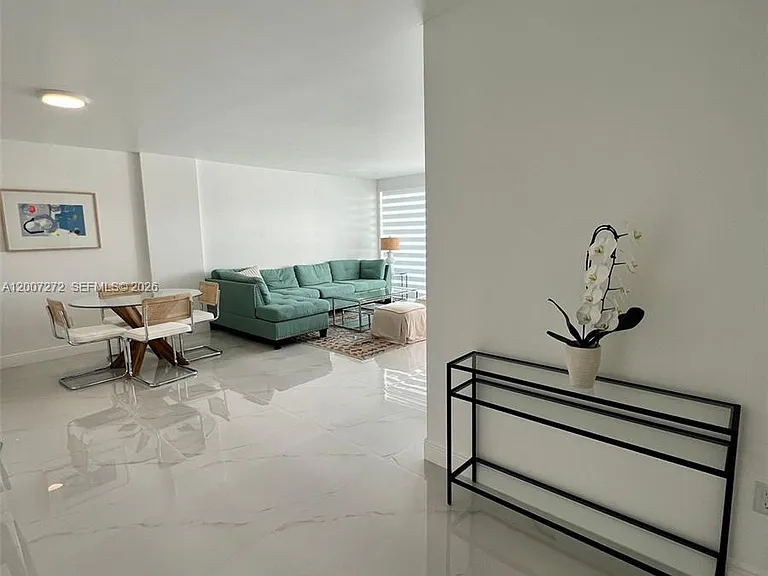 155 Ocean Lane Dr #1011 — Photo 5