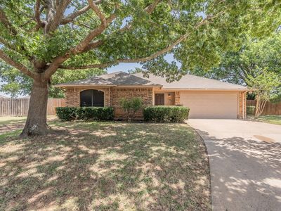 700 Mann Ct, Cleburne, TX, 76033