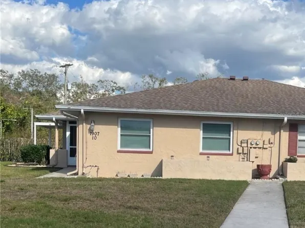 1907 Canterbury Ln, Sun City Center, FL