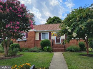 5908 Brunswick St, Springfield, VA 22150