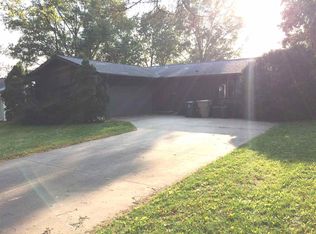 1310 Rae Ln, Madison, WI 53711