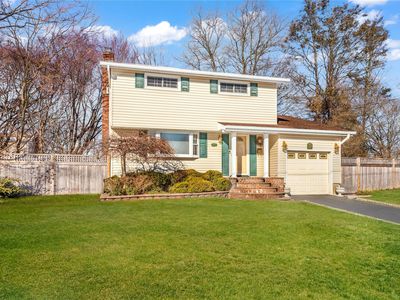 327 Whipple Street, Brentwood, NY, 11717