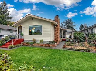 9206 Wallingford Ave N, Seattle, WA 98103