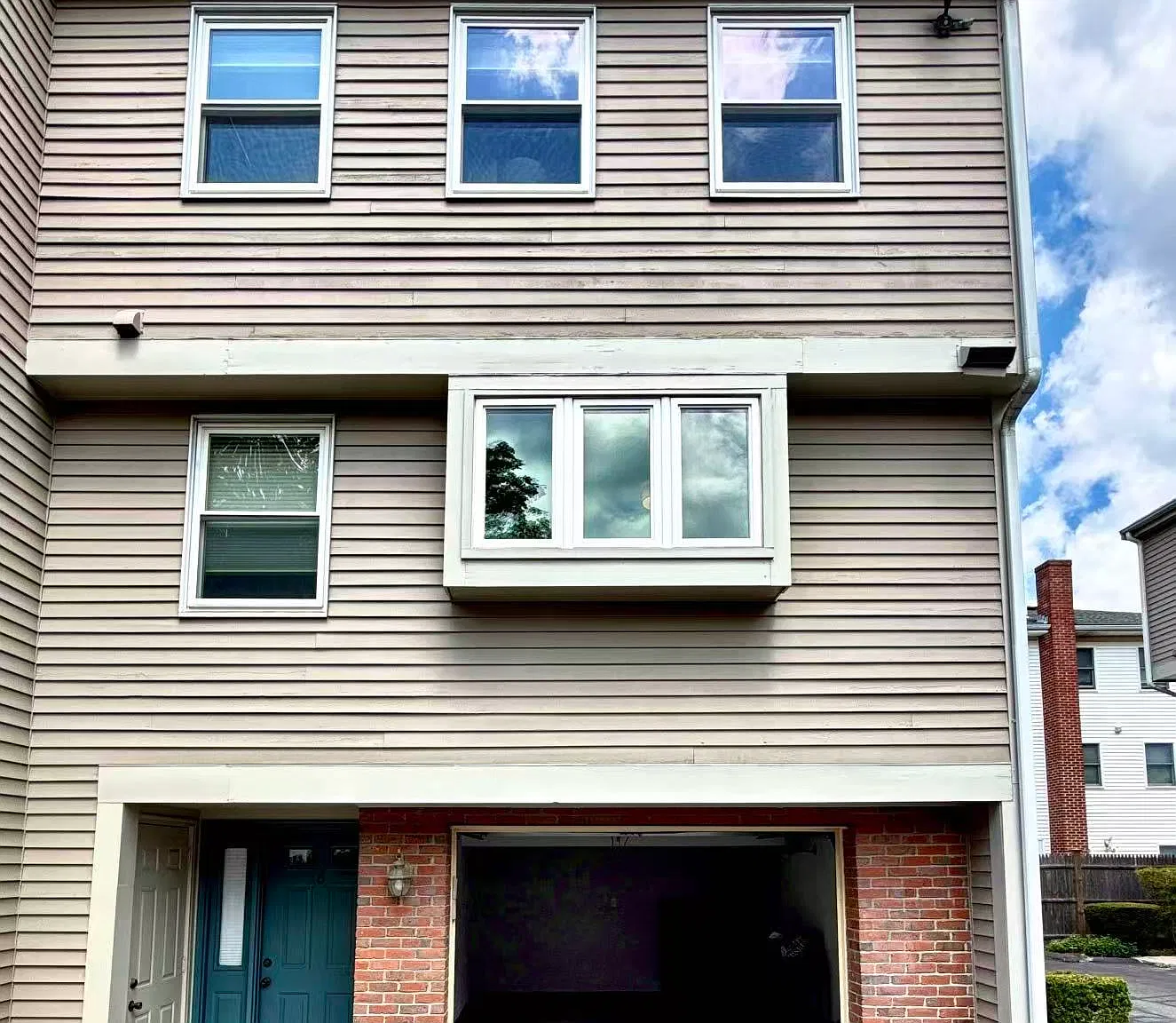 2 bed, 2.5 bath, 1471 sqft, $4,100 — Photo 2