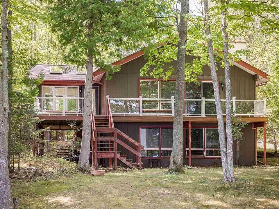 4778 N Omena Point Rd, Omena, MI 49674 Zillow