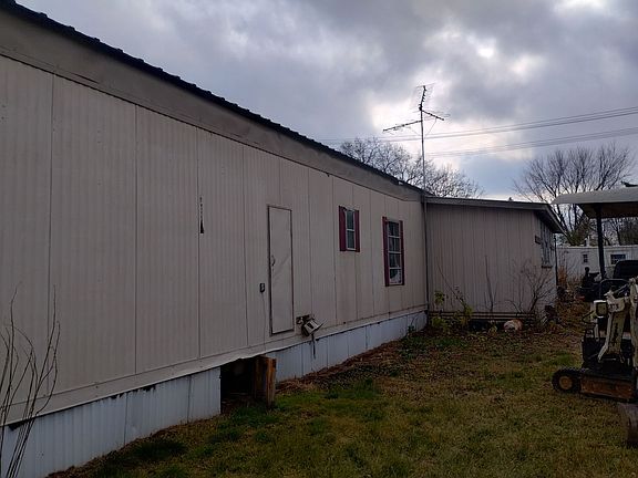 3rd image of 650 Elm St #41