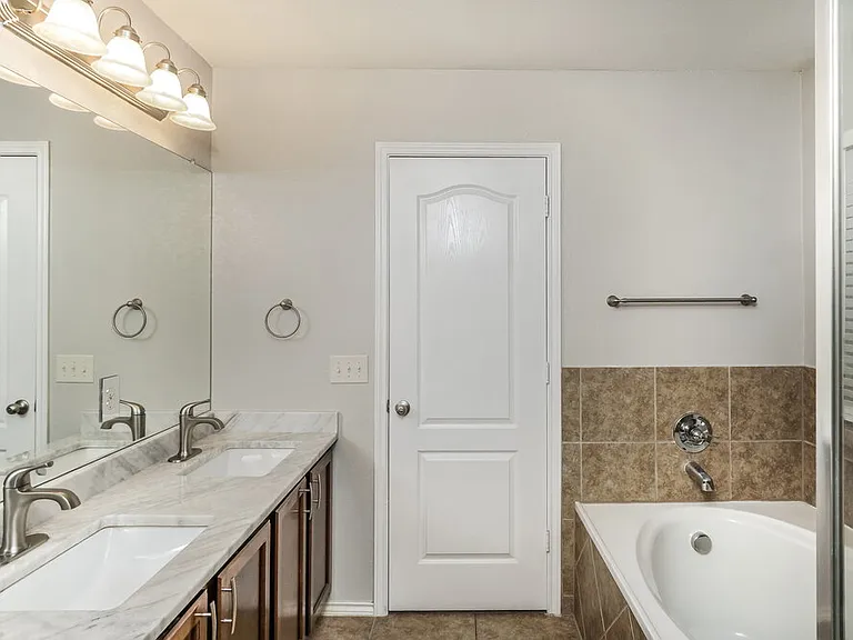 419 Tequila Rnch — Photo 12