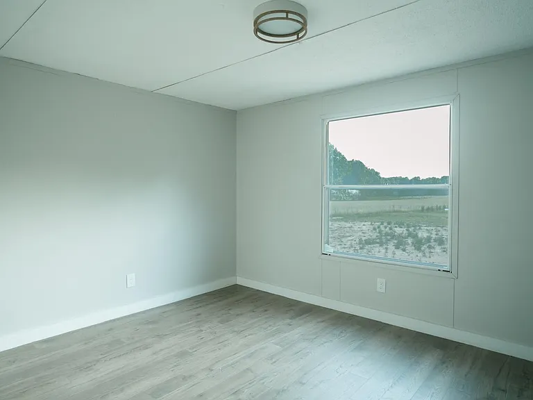 108 T Model Jones Rd — Photo 8