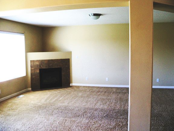 5th image of 808 NW 22nd Ave