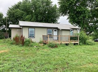 1871 N 900th Rd, Baldwin City, KS 66006