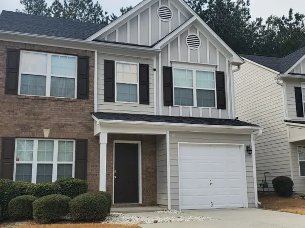 9487 Lakeview Rd, Union City, GA 30291