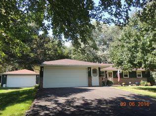 2977 Edna Rd, Rockford, IL 61102