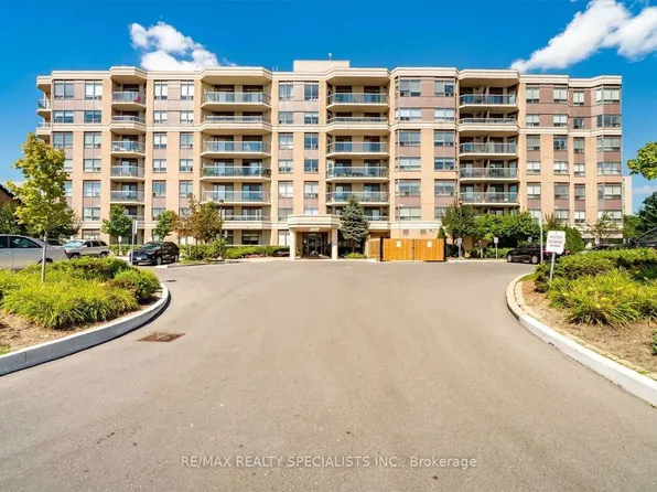 300 Ray Lawson Blvd #403, Brampton, ON L6Y 5H5