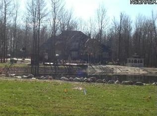 5430 Hartneck Rd, Valley City, OH 44280