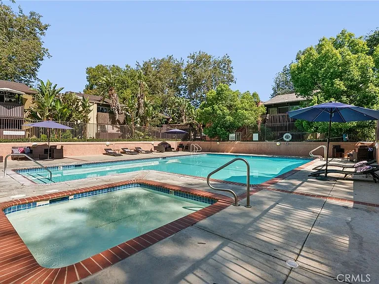 18350 Hatteras St #267 — Photo 23