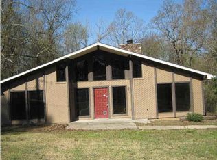 1773 Camellia Ln, Jackson, MS 39204