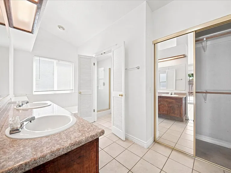 8408 Silver Run Way — Photo 17