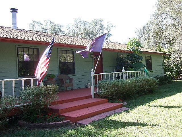 1st image of 704 Breckenridge Dr
