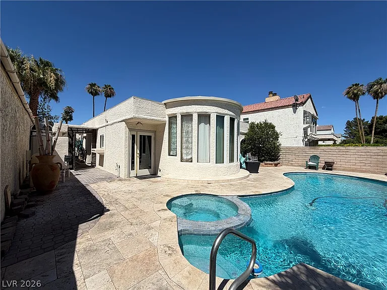 3194 Bel Air Dr — Photo 7