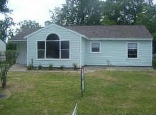 8905 Oak Knoll Ln, Houston, TX 77078