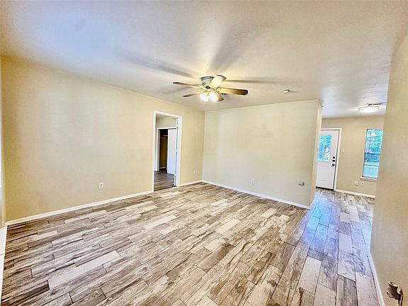 4th image of 2231 Palmera Cv