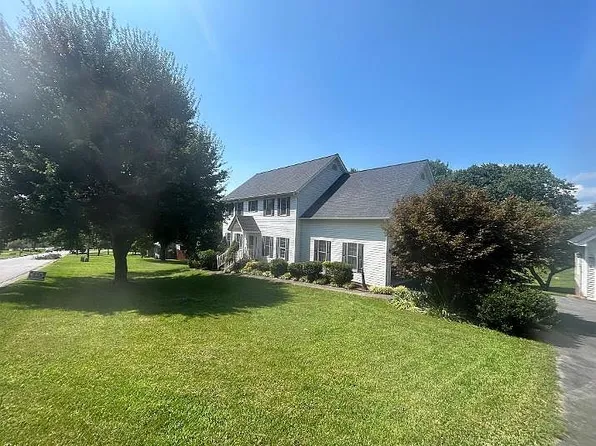 905 Katies Way, Johnson City, TN 37615