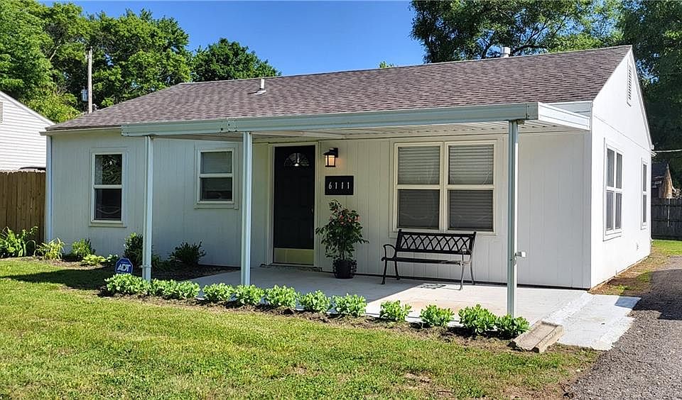 1st image of 6111 Corona Ave