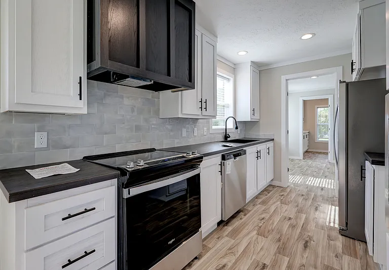 295 Seay Rd #38 — Photo 36