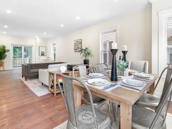 229 Pearl St, Somerville, MA 02145