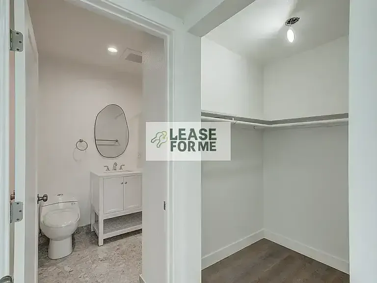 1279 W 38th St — Photo 10
