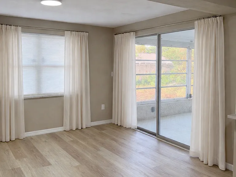 Ridge Crest Dr — Photo 13
