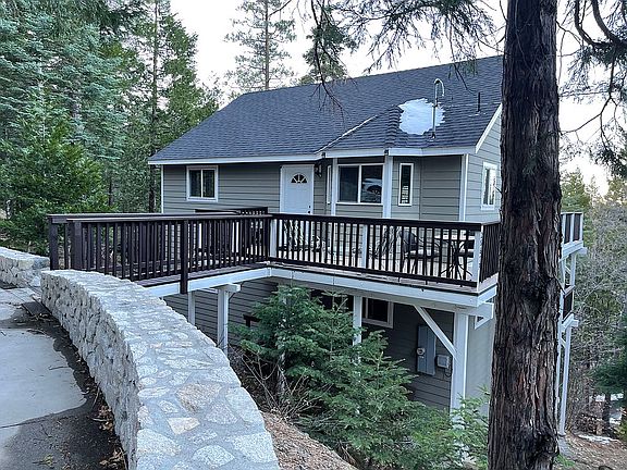 4th image of 28679 Shenandoah Dr