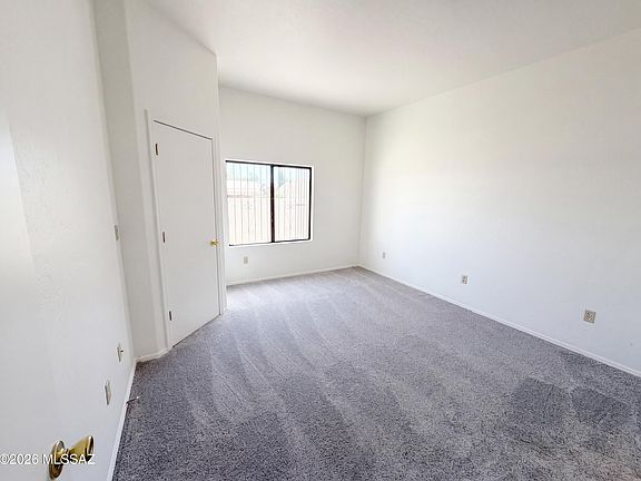 4th image of 7855 E Roget Dr