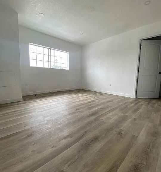 4214 Avalon Blvd #8 — Photo 5