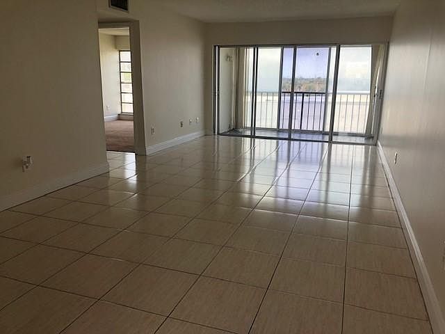 1st image of 9280 Fountainbleu Blvd #503