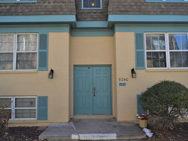 9240 E Girard Ave #5 — Photo 1
