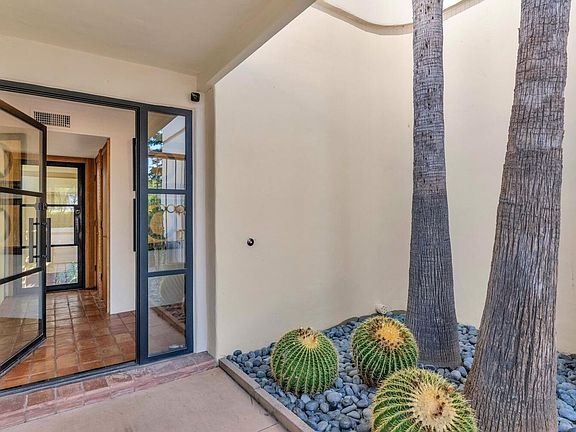 3rd image of 9447 E Calle De Valle Dr