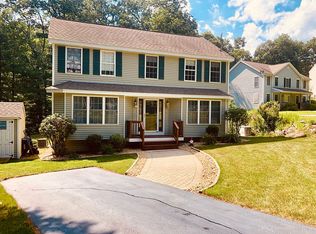 51 Bush Hill Rd, Hudson, NH 03051