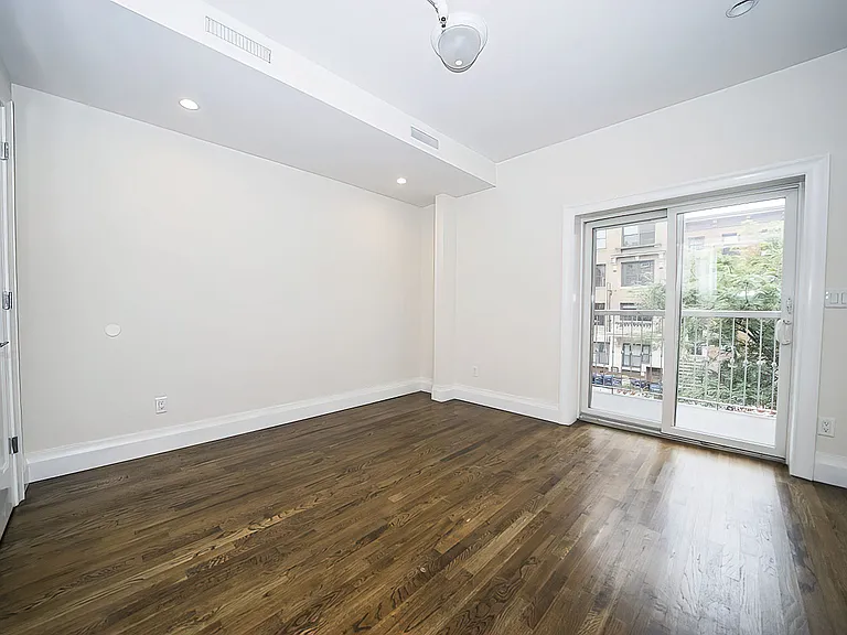 120 S 2nd St #3A — Photo 14
