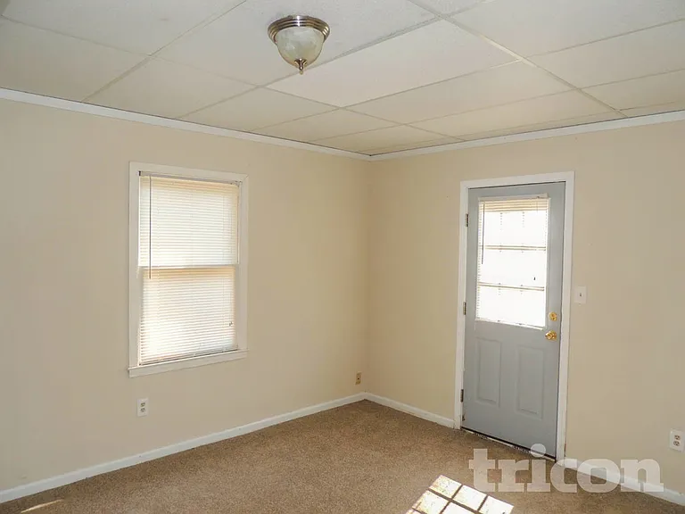 1102 Plantation Dr SE — Photo 8