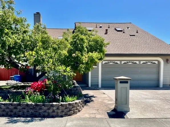 1312 Milton Pl, Rohnert Park, CA 94928