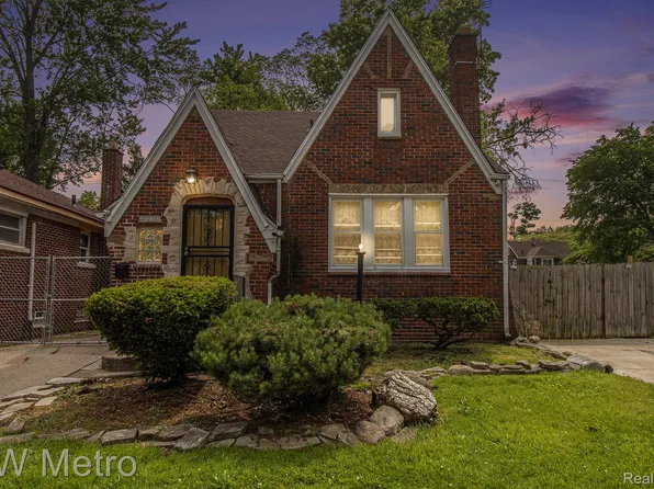 9211 Devonshire Rd, Detroit, MI 48224