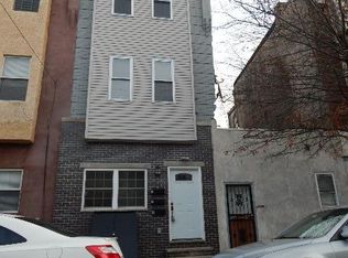 2323 S 7th St FL 3RD, Philadelphia, PA 19148