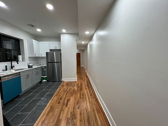 2nd image of 160-162 Bergen Ave #14E