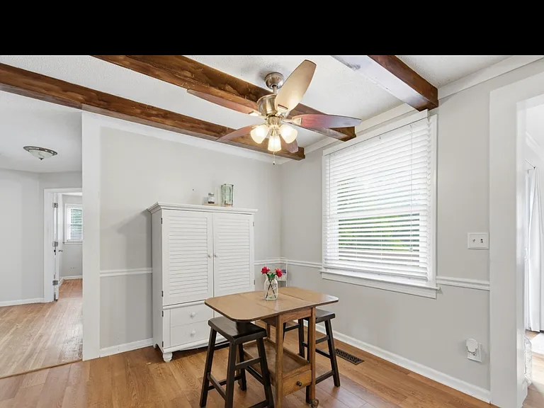 316 Estate Dr — Photo 5