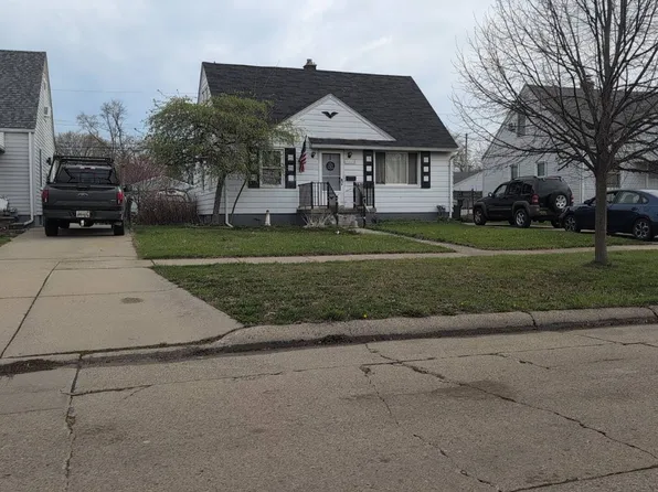 21623 Revere St, Saint Clair Shores, MI 48080